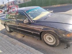 بي ام دبليو الفئة 7